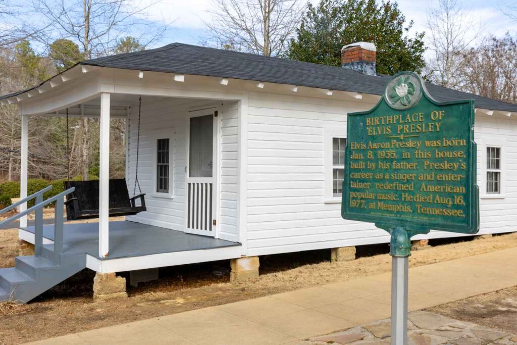 A placard outside the birthplace of Elvis Presley in Tupelo, MS.